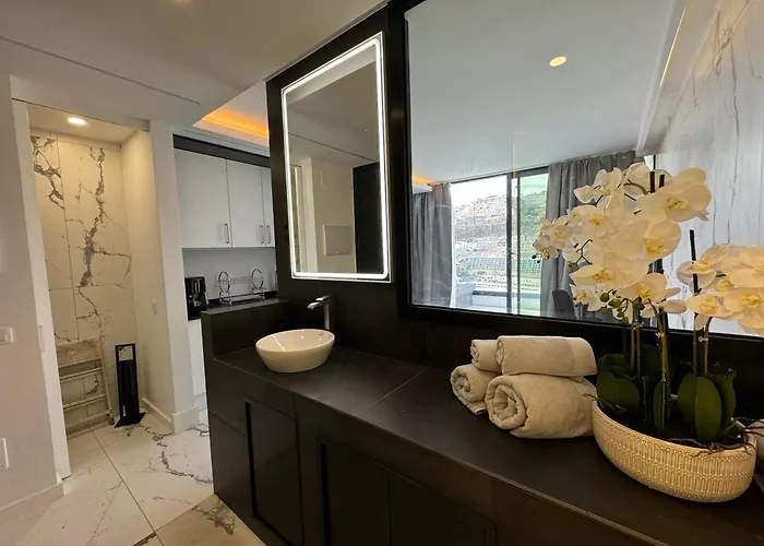 Leopard Rock E4 Puerto Rico Views Puerto Rico (Gran Canaria)