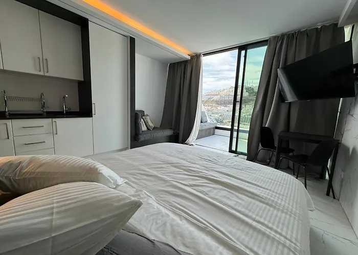 Leopard Rock E4 Puerto Rico Views